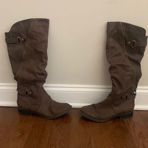White Mountain Wide Calf Boot